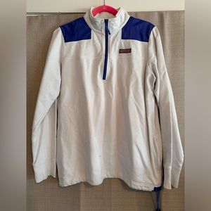 Vineyard vine pullover sweater